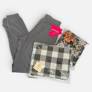 Commando Luxury Ribbed Joggers Spiritual Gangster Kimono LIB NY Pouch